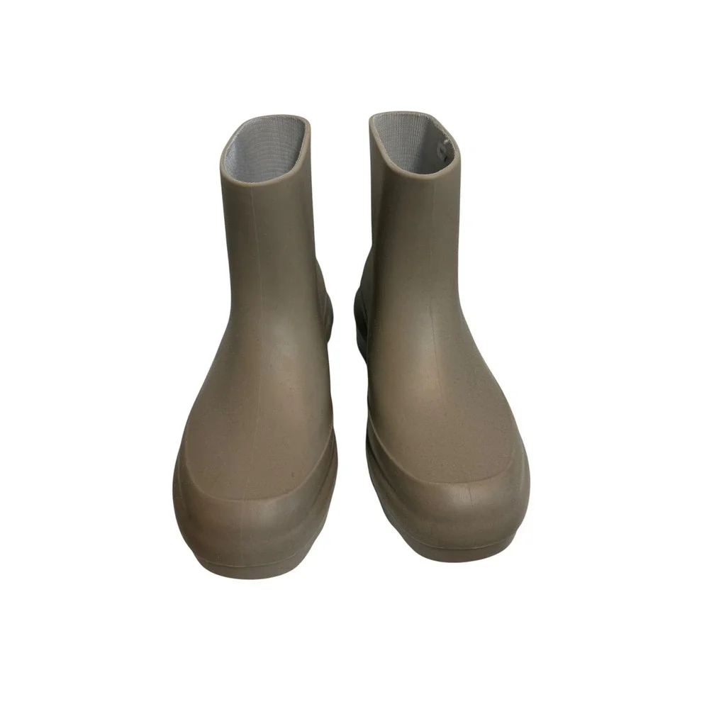 Vince Nia Rain Boots Womens 7 Taupe Brown Waterproof Chunky Lug Sole Ankle Boots